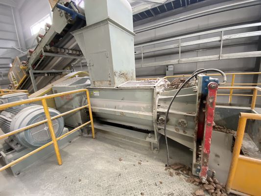 Machines et appareils pour le mélange des mélanges pour les usines de production de bentonite