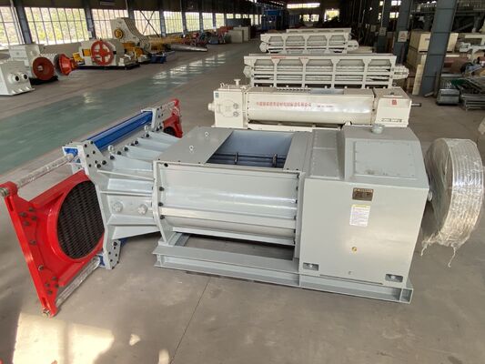 Extrudeuse de mélange de pochoirs avant BBT pour le mélange de matières premières dans les usines de briques d'argile faisant la machine