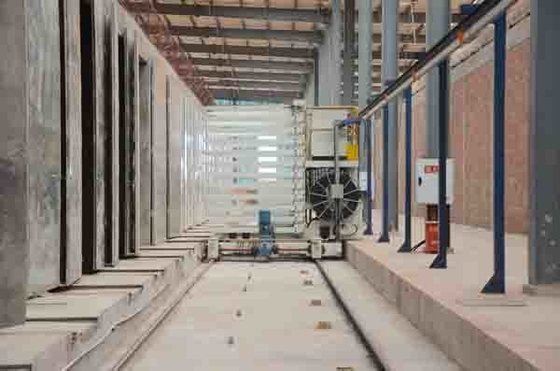 Clay Brick Tunnel Kiln Technology réfractaire automatique a adapté aux besoins du client