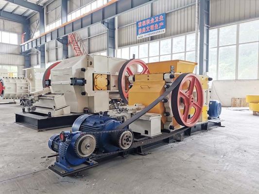 Machine de concassage à rouleaux automatique | Broyeur de pierre d'argile pour l'industrie de la fabrication de briques