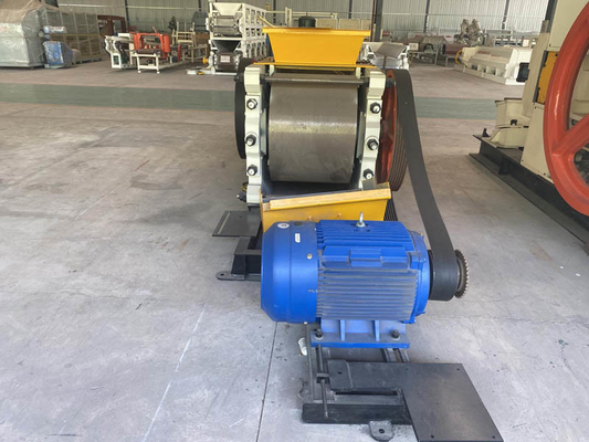 Machine à grande vitesse fine de moulin de broyeur de rouleau pour les matières premières molles
