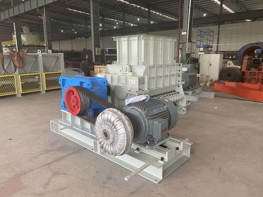 Broyeur de rouleau denté de moteur à courant alternatif de BBT double capacité du ³ /h de 30 - de 45m