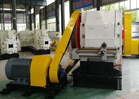 Clay Brick Roller Crusher Machine à grande vitesse pour la chaîne de production complètement automatique
