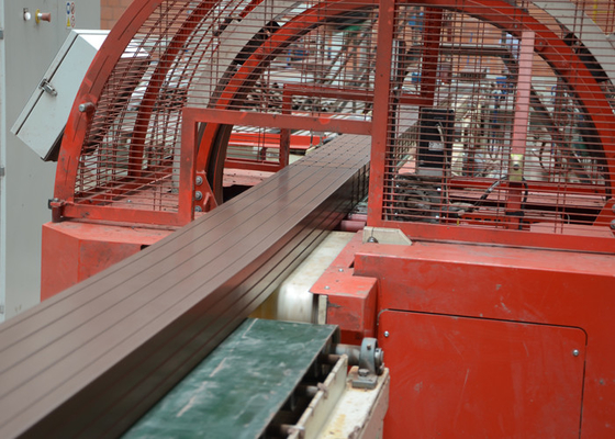 Découpeuse rouge synchrone Clay Brick Making Machine semi automatique de mur de briques