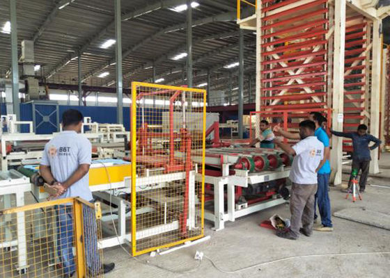 Sécheuse de briques d'argile système de chargement et de déchargement automatique machine automatique certifié ISO9001