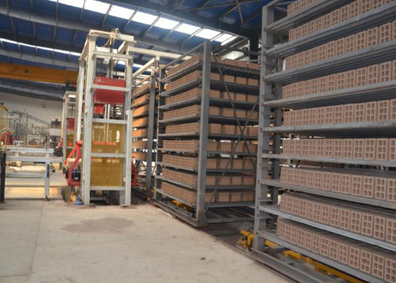 La chaîne de production automatique de brique de boue une chambre plus sèche ISO9001 de tunnel a approuvé