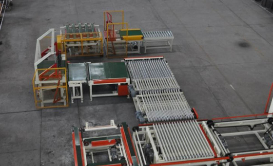 Grand système automatique de chargement et de déchargement adapté aux besoins du client pour la chaîne de production de brique