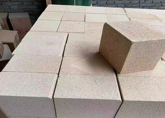 Brique réfractaire isolante réfractaire de Clay Bricks Material Alkali Resistant de four à tunnel