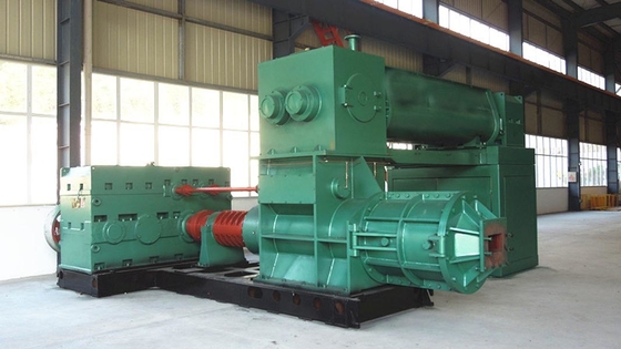 extrudeuse automatique Clay Brick Machine Stable Operation de vide du poids 30000kg