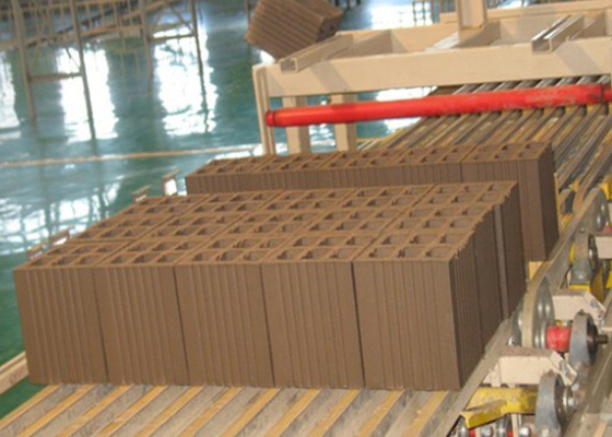 Découpeuse complètement automatique de brique de mur de machine creuse résistante de coupage par blocs