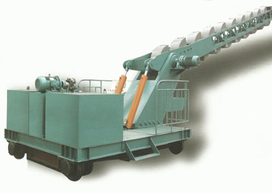 Machine à godets multiples de conducteur de chambre de traitement par vapeur de Clay Brick Machine Production Line