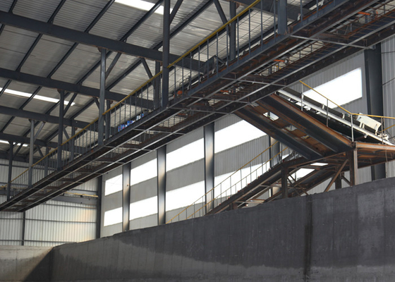 Excavatrice à godets multiples de Clay Brick Production Line Hydraulic de chambre de traitement par vapeur