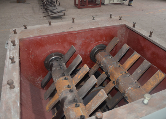 Extrudeuse automatique complète pour machines à briques d' argile Pièces détachées de la machine Bouche, cadre de base, roulement, aiguille, récipient