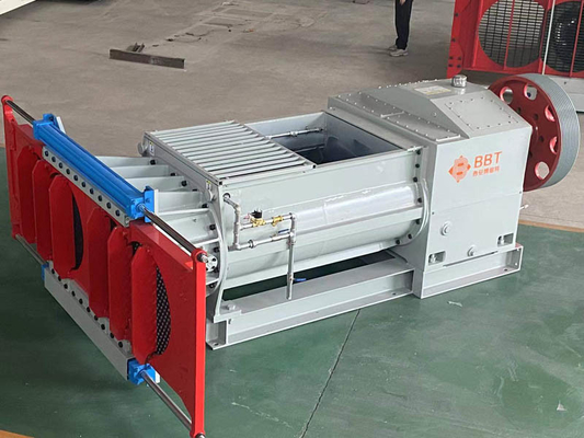 Capacité industrielle de t/h de Front Grid Mixer 90-130 de machine de fabrication de brique rouge