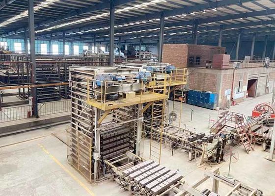 Ligne de production automatique de four tunnel pour la fabrication de blocs creux en argile avec séchoir tunnel et grande capacité de 800 tonnes/jour