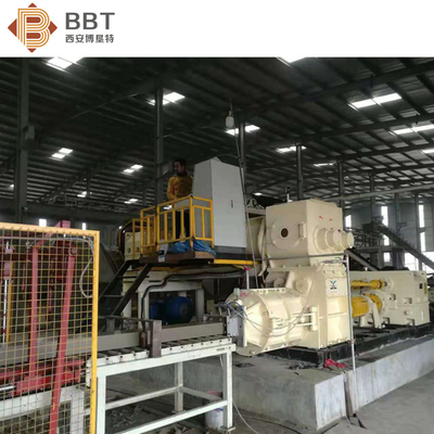 Solide/cavité communs rouges Clay Brick Making Machine Vacuum formant l'extrudeuse