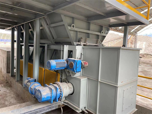 Machine à alimentation de plaques entièrement automatique pour le projet de fabrication de briques d'argile avec une puissance de 7,5 kW