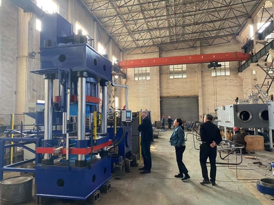 Construction personnalisée 200 T à 1200 T Presse hydraulique pour la fabrication de briques de haute performance