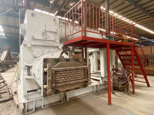 Machine de fabrication de briques en terre cuite à vide entièrement automatique et personnalisée