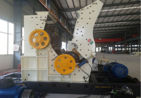 Broyeur à marteaux automatique à double rotor à double moteur à économie d'énergie 90-120 t/h pour le concassage d'argile et de pierre