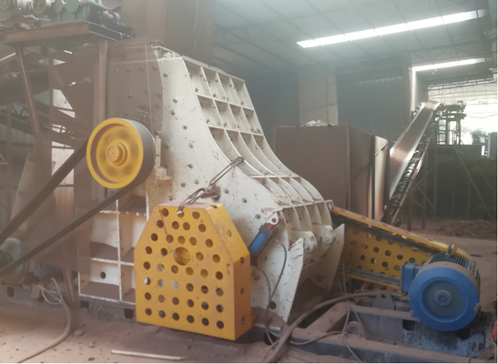 Économie d'énergie Automatique 90-120 t/h Broyeur à marteaux à double rotor pour les besoins de concassage
