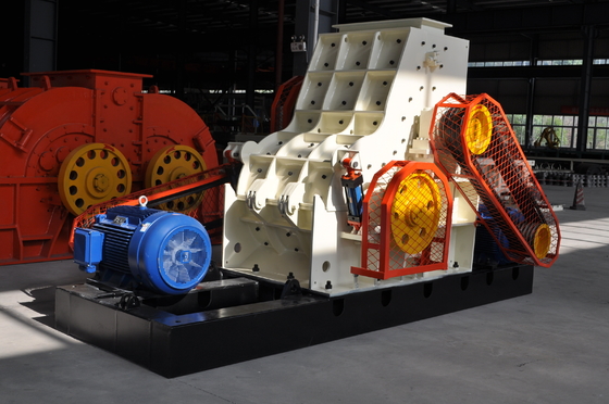 Broyeur à marteaux à double rotor pour blocs creux rouges briques d'argile réalisant des tunnels four projet broyeur à rouleaux machine