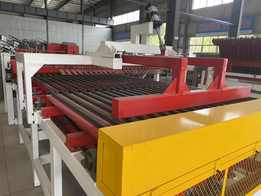 Système de marquage automatique pour la fabrication de briques d'argile