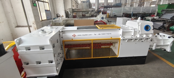 Machines d'extrusion sous vide en briques d'argile à haute teneur en humidité avec une pression maximale d'extrusion de 2,2 mPa