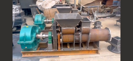 Extrudeuse à vide de fabrication de briques d'argile de type le plus petit fournisseur de Chine BBT Manufacturer